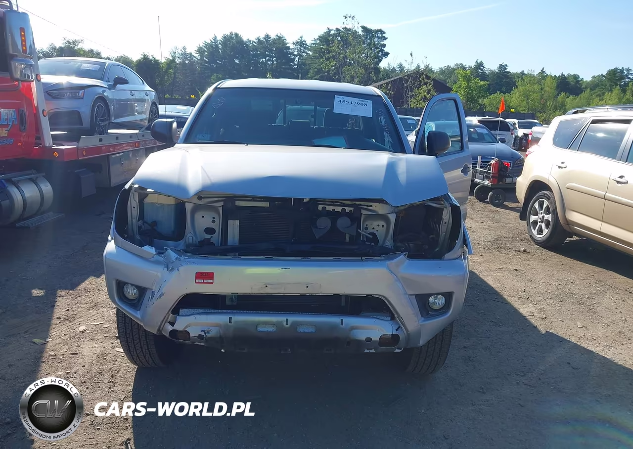 2012 Toyota Tacoma Base V6 VIN:3TMLU4EN8CM102421 - 12