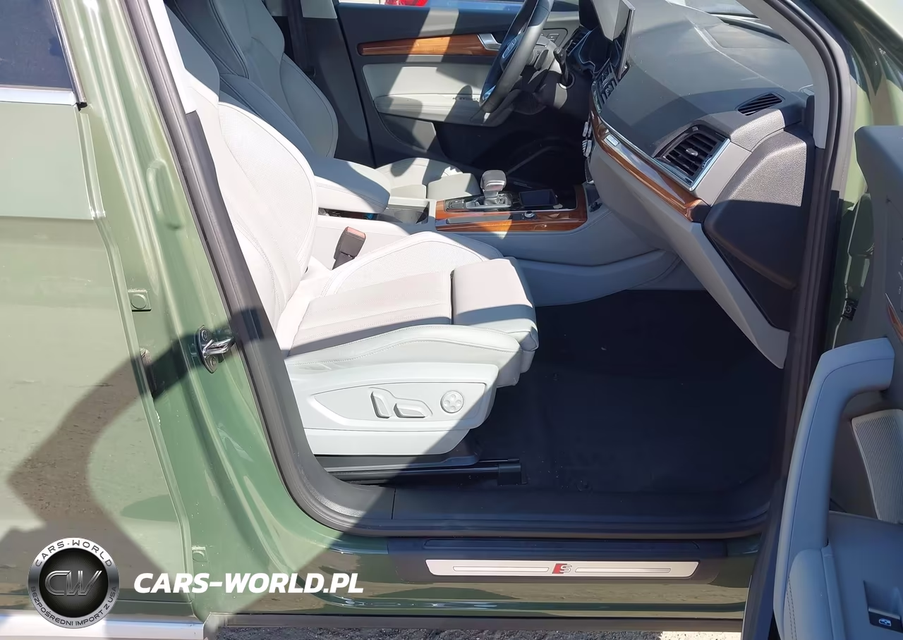 2023 Audi Q5 Premium Plus 45 Tfsi S Line Quattro VIN:WA1EAAFY3P2090890 - 5