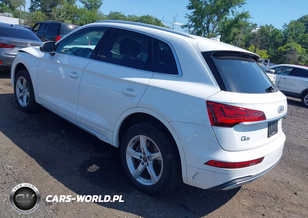 2021 Audi Q5 Premium 45 Tfsi Quattro S Tronic VIN:WA1AAAFY9M2113700 - 3