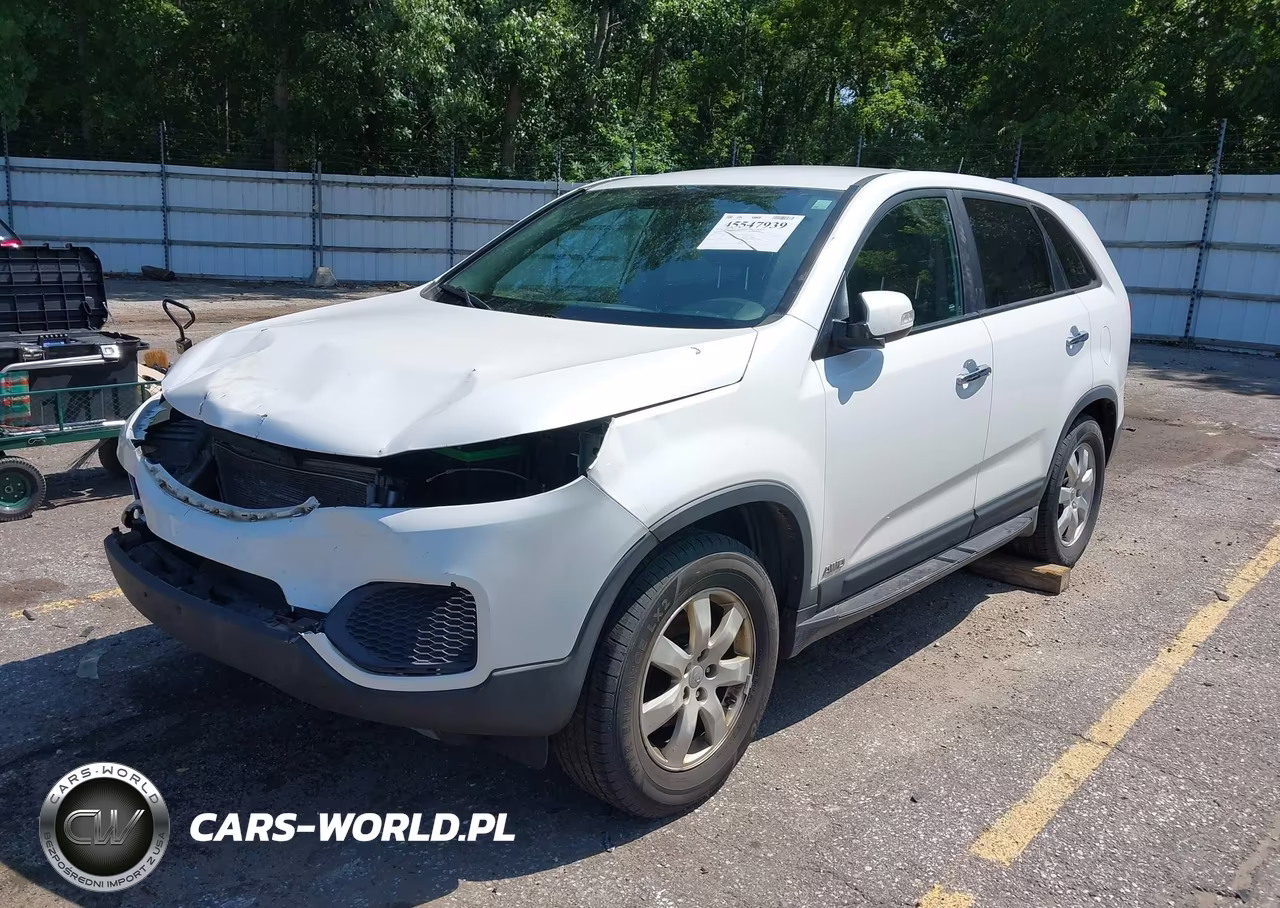 2013 Kia Sorento Lx VIN:5XYKTCA69DG322513 - 2