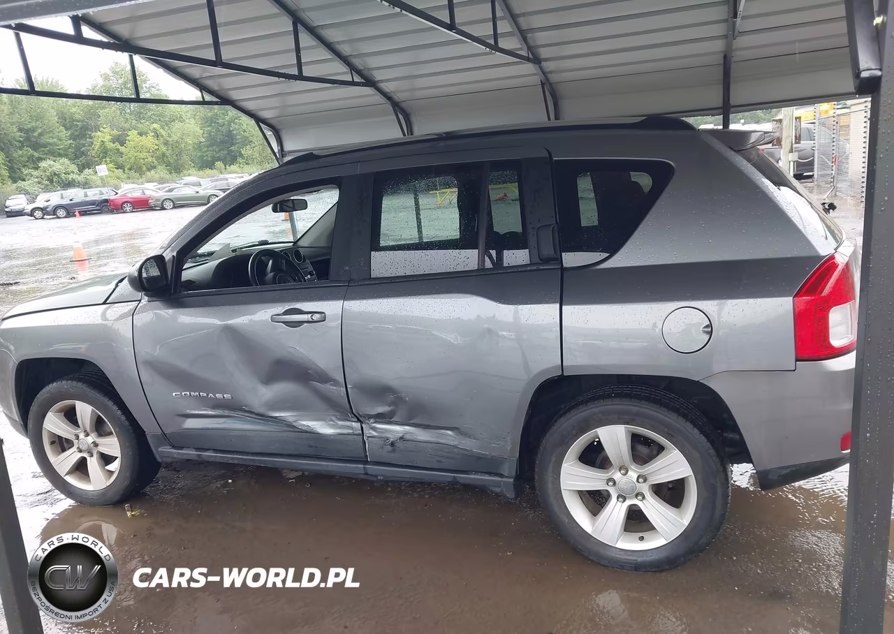 2013 Jeep Compass Latitude VIN:1C4NJDEB2DD237138 - 14
