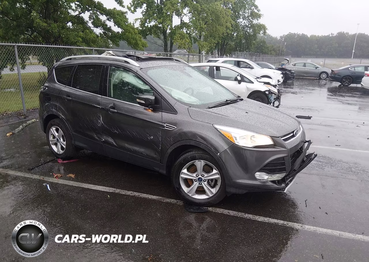 2015 Ford Escape Titanium – zdjęcie 1 z 16