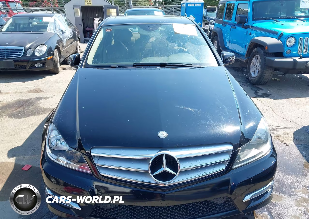 2013 Mercedes-Benz C 300 Luxury 4Matic-Sport 4Matic VIN:WDDGF8AB6DR285256 - 12