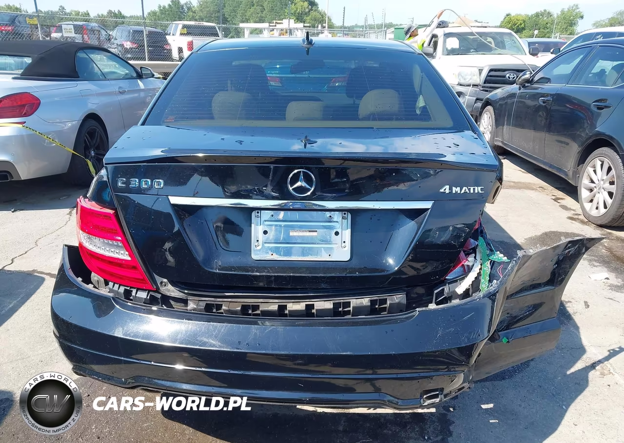 2013 Mercedes-Benz C 300 Luxury 4Matic-Sport 4Matic VIN:WDDGF8AB6DR285256 - 16