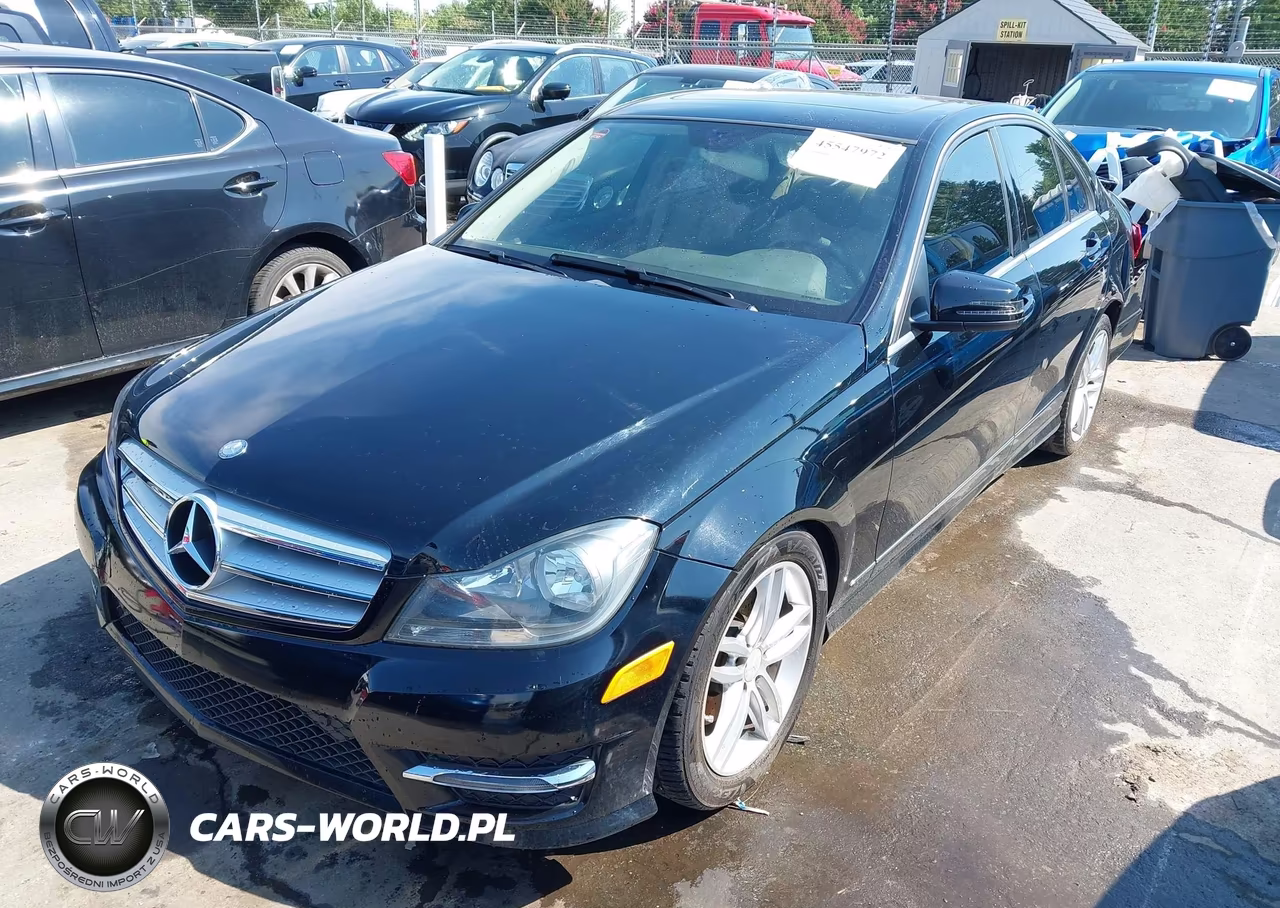 2013 Mercedes-Benz C 300 Luxury 4Matic-Sport 4Matic VIN:WDDGF8AB6DR285256 - 2