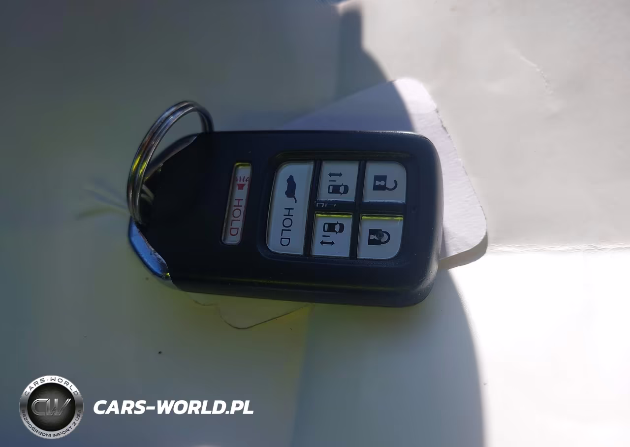 2015 Honda Odyssey Touring-Touring Elite VIN:5FNRL5H95FB098239 - 11