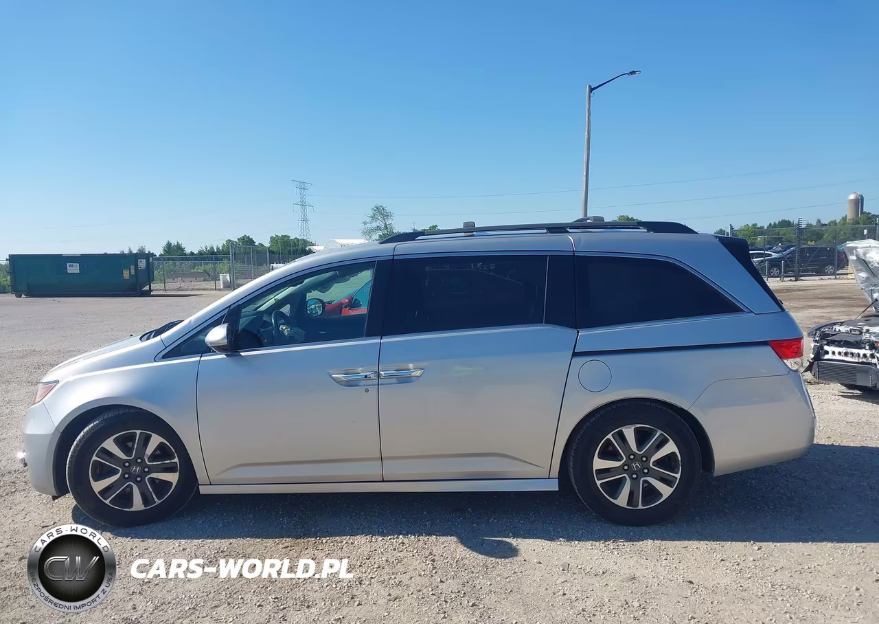 2015 Honda Odyssey Touring-Touring Elite VIN:5FNRL5H95FB098239 - 14