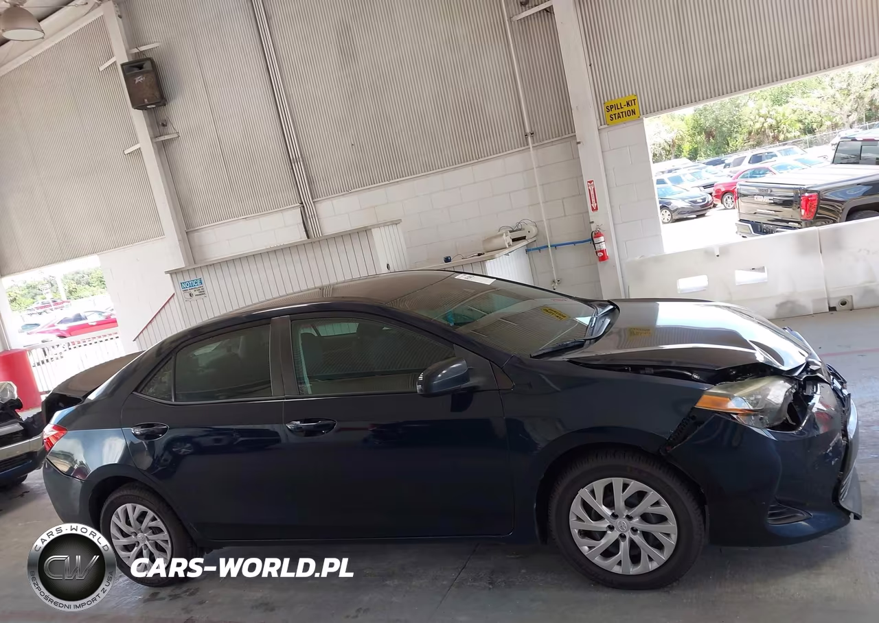 2019 Toyota Corolla Le VIN:5YFBURHEXKP933222 - 13