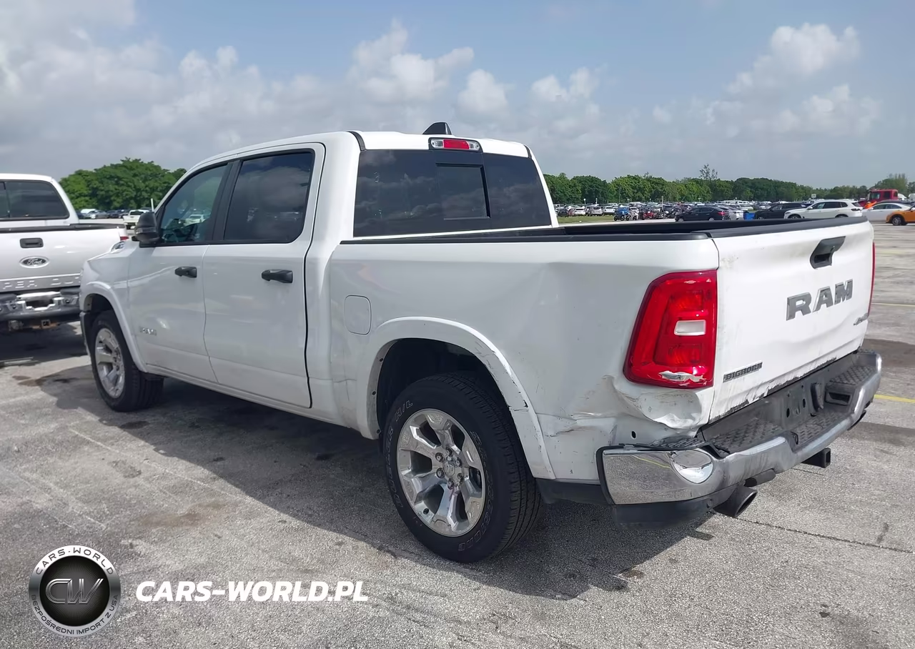 2026 Ram 1500 Big Horn 4X4 5'7 Box VIN:3C6SRFFP9T4159680 - 3