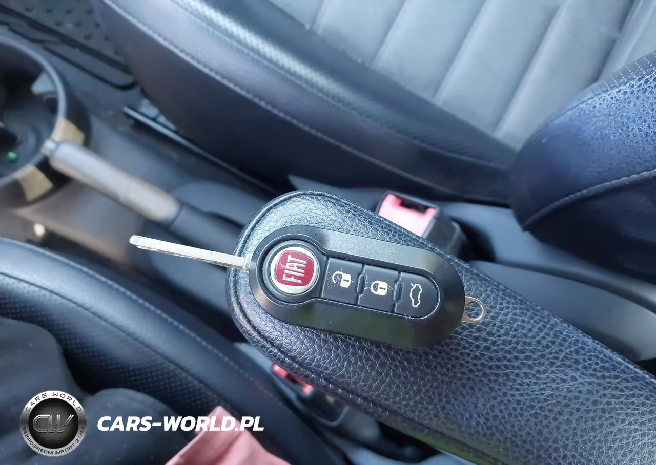 2013 Fiat 500 Sport VIN:3C3CFFBR5DT697656 - 11
