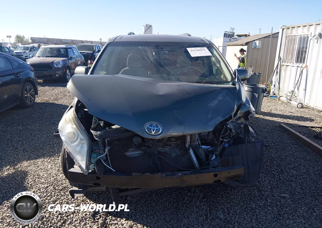 2014 Toyota Sienna Le VIN:5TDKK3DC4ES498488 - 13