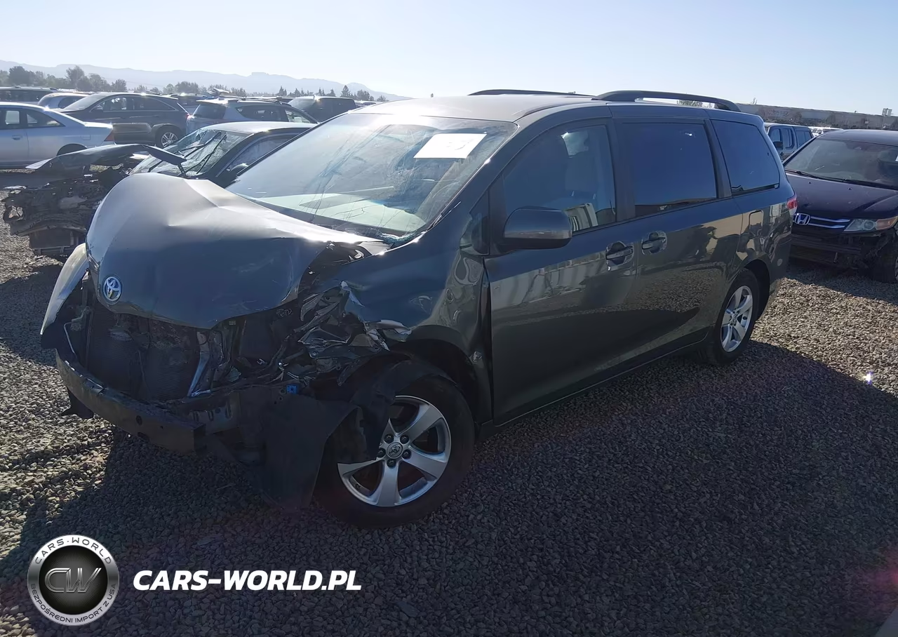 2014 Toyota Sienna Le VIN:5TDKK3DC4ES498488 - 2