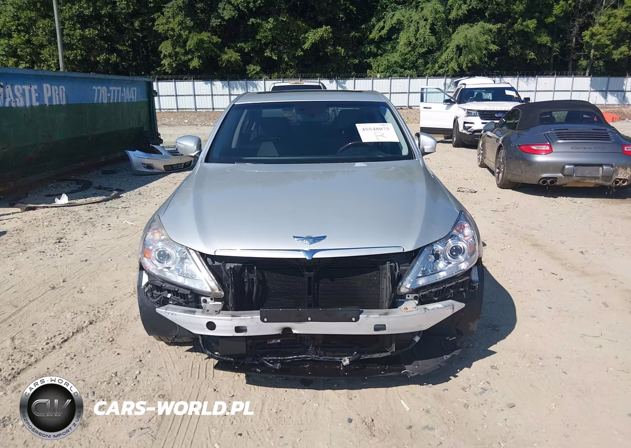 2011 Hyundai Genesis 4.6 VIN:KMHGC4DFXBU133738 - 13