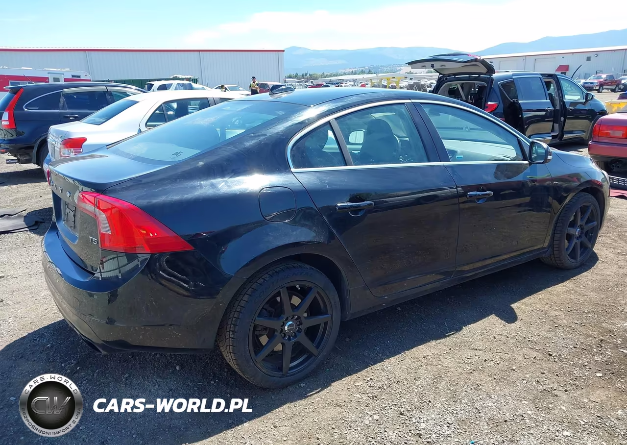 2015 Volvo S60 T5 Premier VIN:YV126MFB8F2314171 - 4