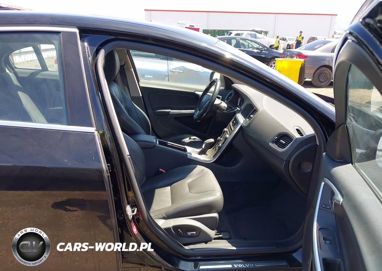 2015 Volvo S60 T5 Premier VIN:YV126MFB8F2314171 - 5
