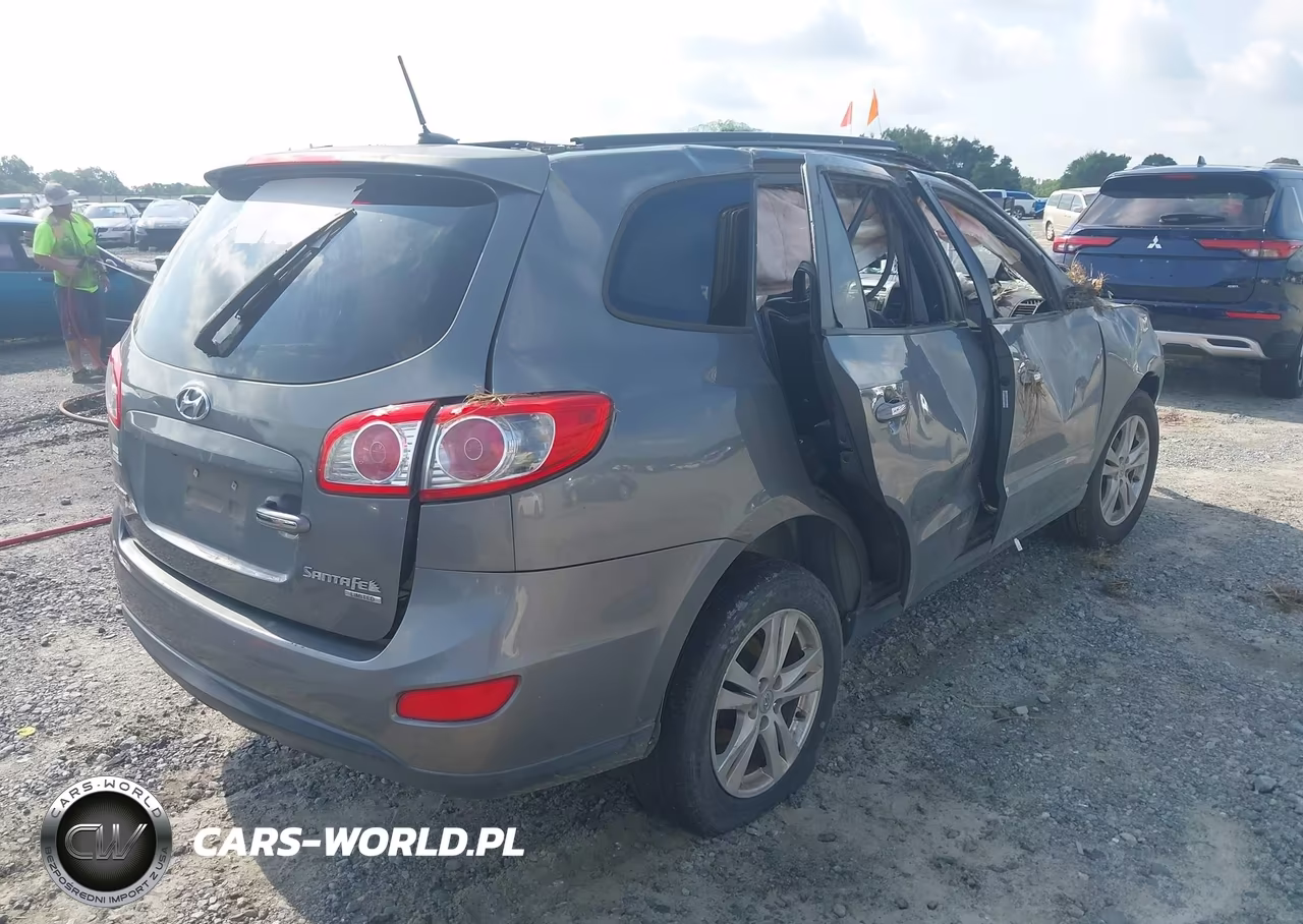 2010 Hyundai Santa Fe Limited V6 VIN:5NMSK4AGXAH372839 - 4