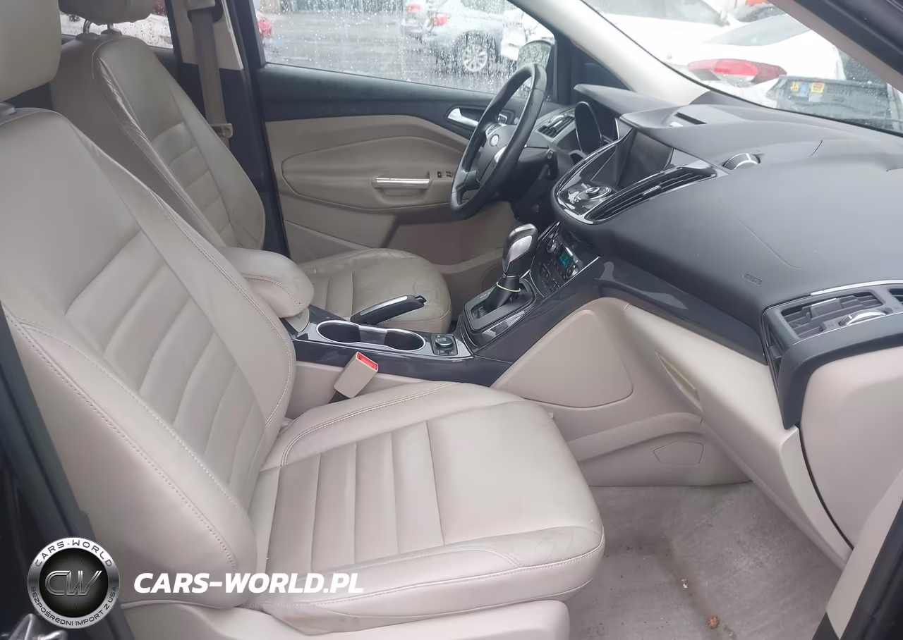 2015 Ford Escape Titanium VIN:1FMCU9J93FUB55254 - 5