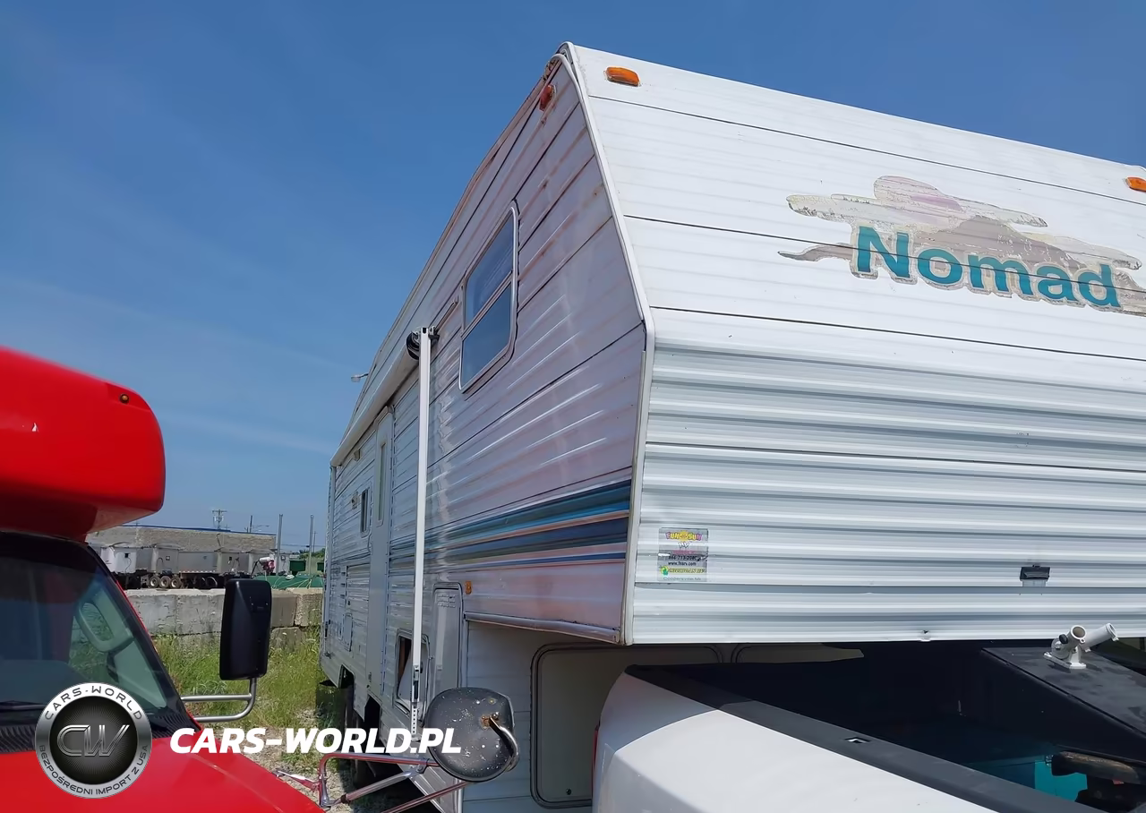 2008 Nomad 5Th Wheel – zdjęcie 1 z 13