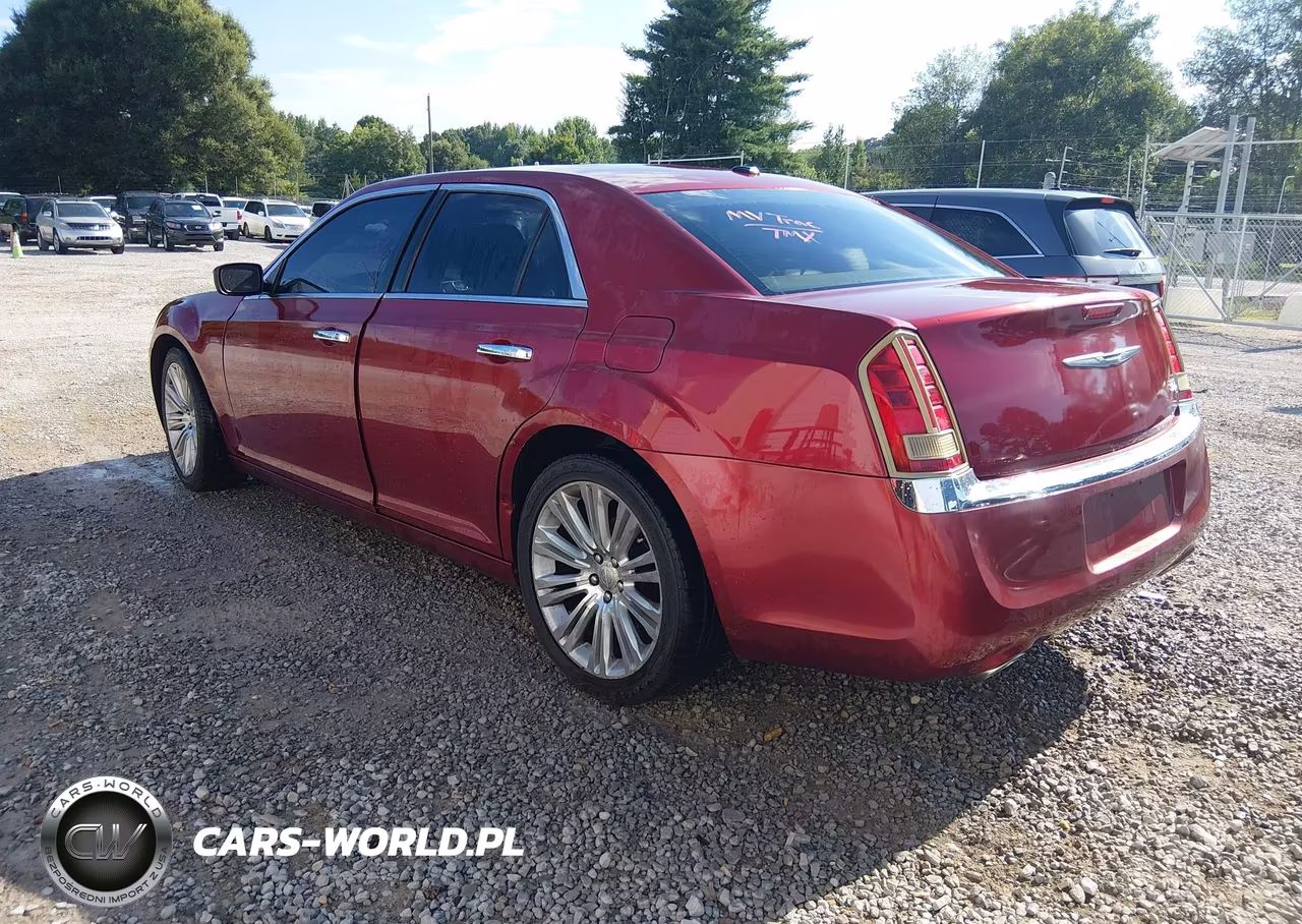 2013 Chrysler 300C VIN:2C3CCAEG2DH551536 - 3