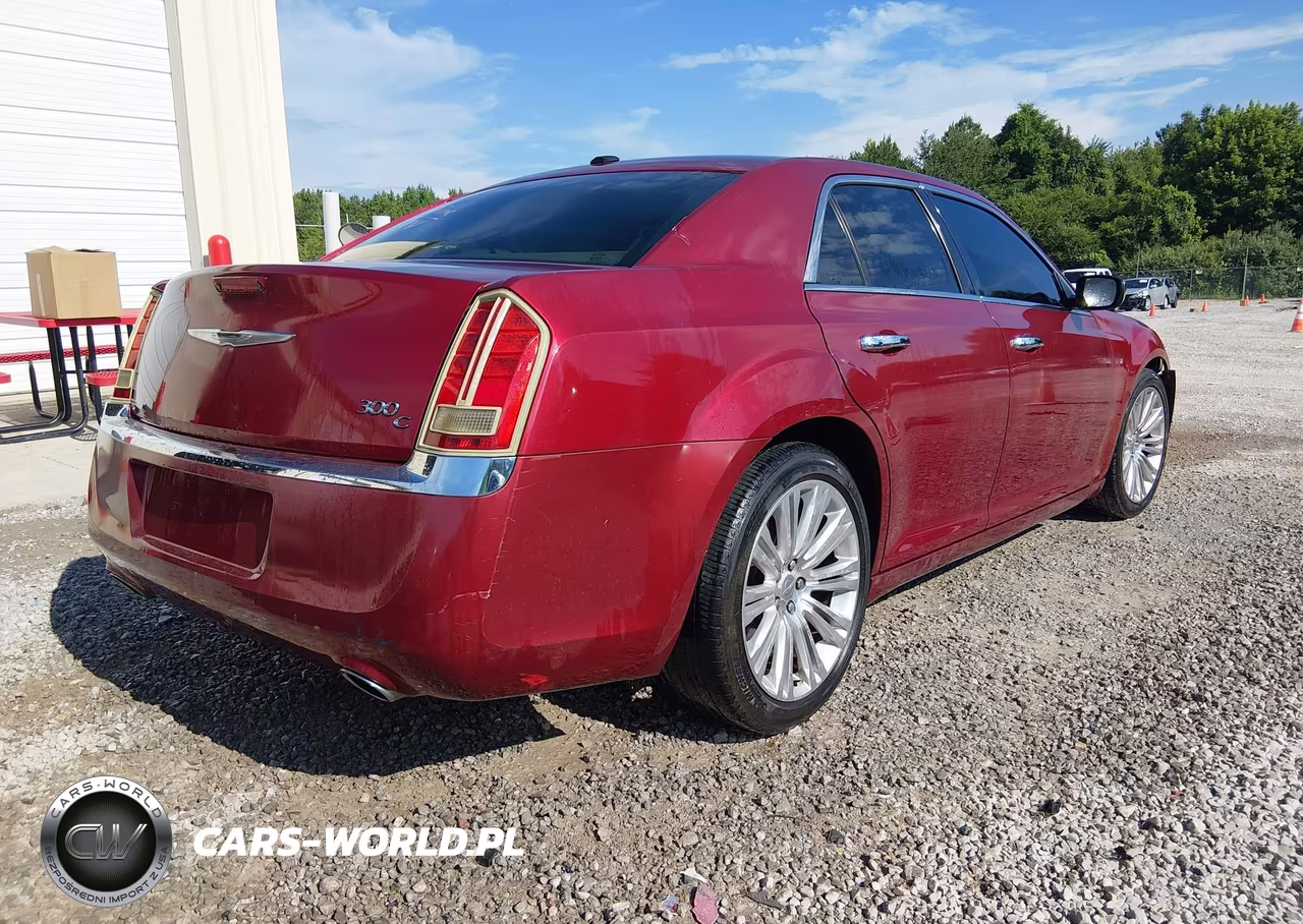 2013 Chrysler 300C VIN:2C3CCAEG2DH551536 - 4