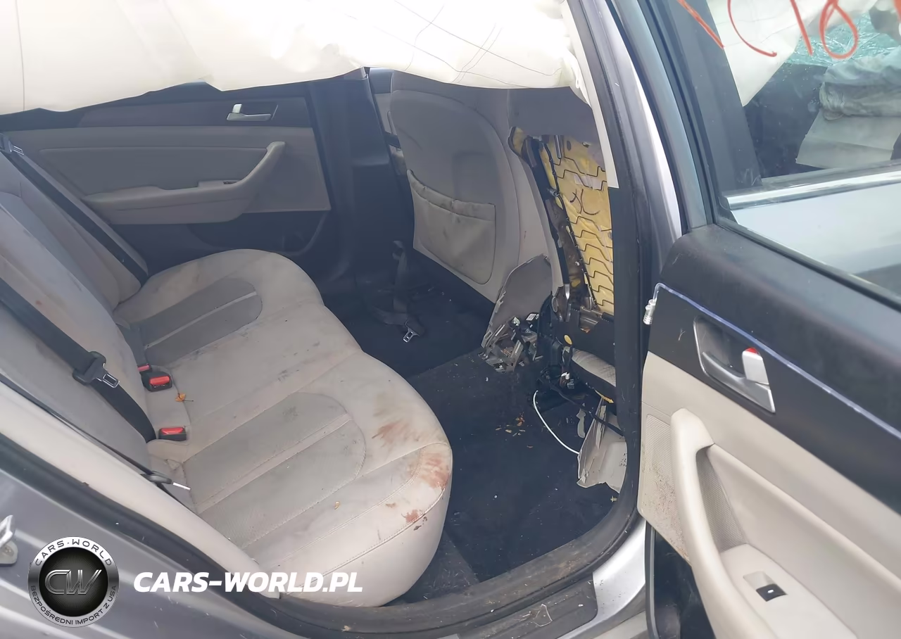 2015 Hyundai Sonata Sport VIN:5NPE34AF0FH052599 - 8
