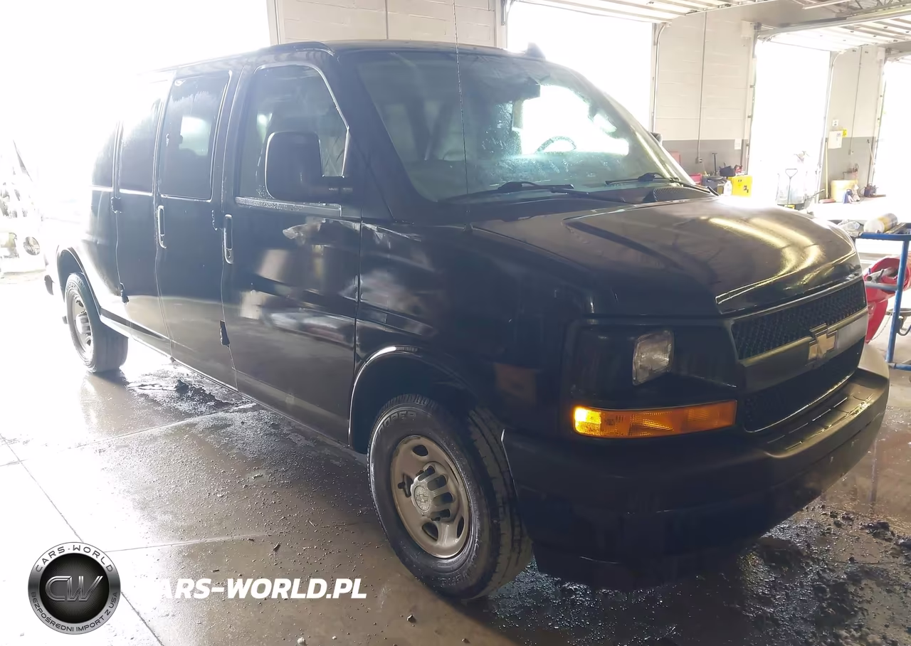 2017 Chevrolet Express 3500 Ls