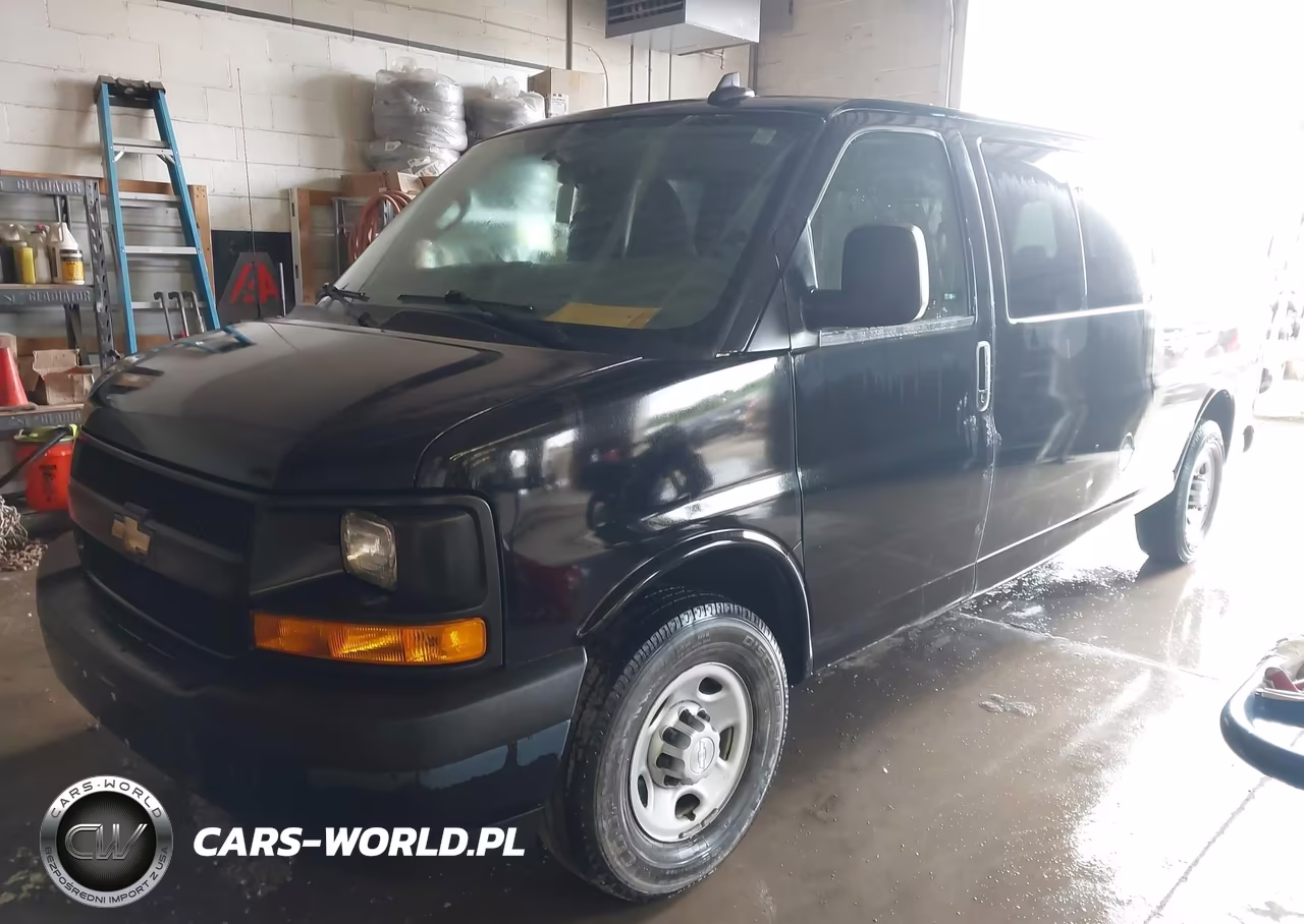 2017 Chevrolet Express 3500 Ls VIN:1GAZGNFFXH1100178 - 2