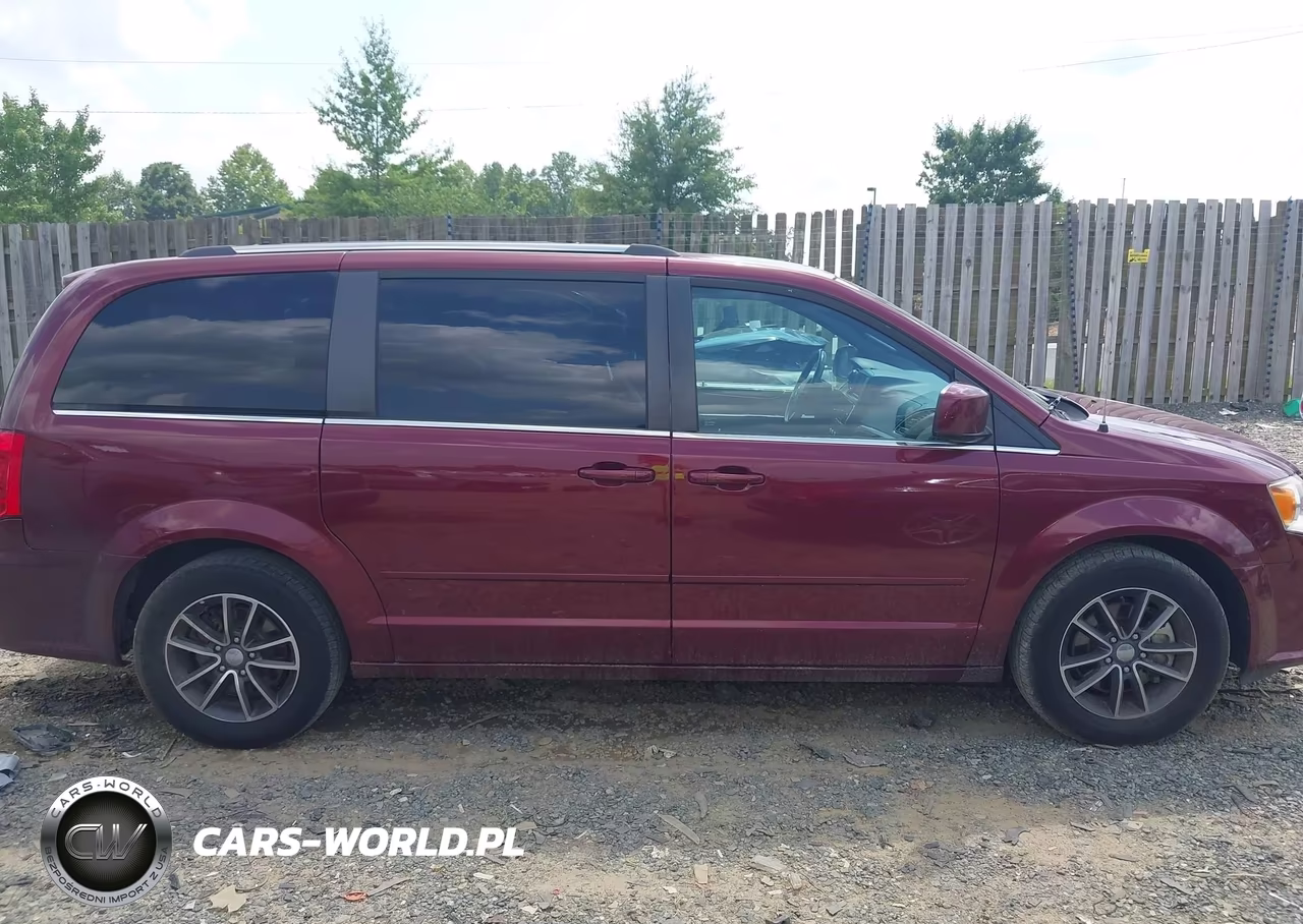 2017 Dodge Grand Caravan Sxt VIN:2C4RDGCG7HR696256 - 13