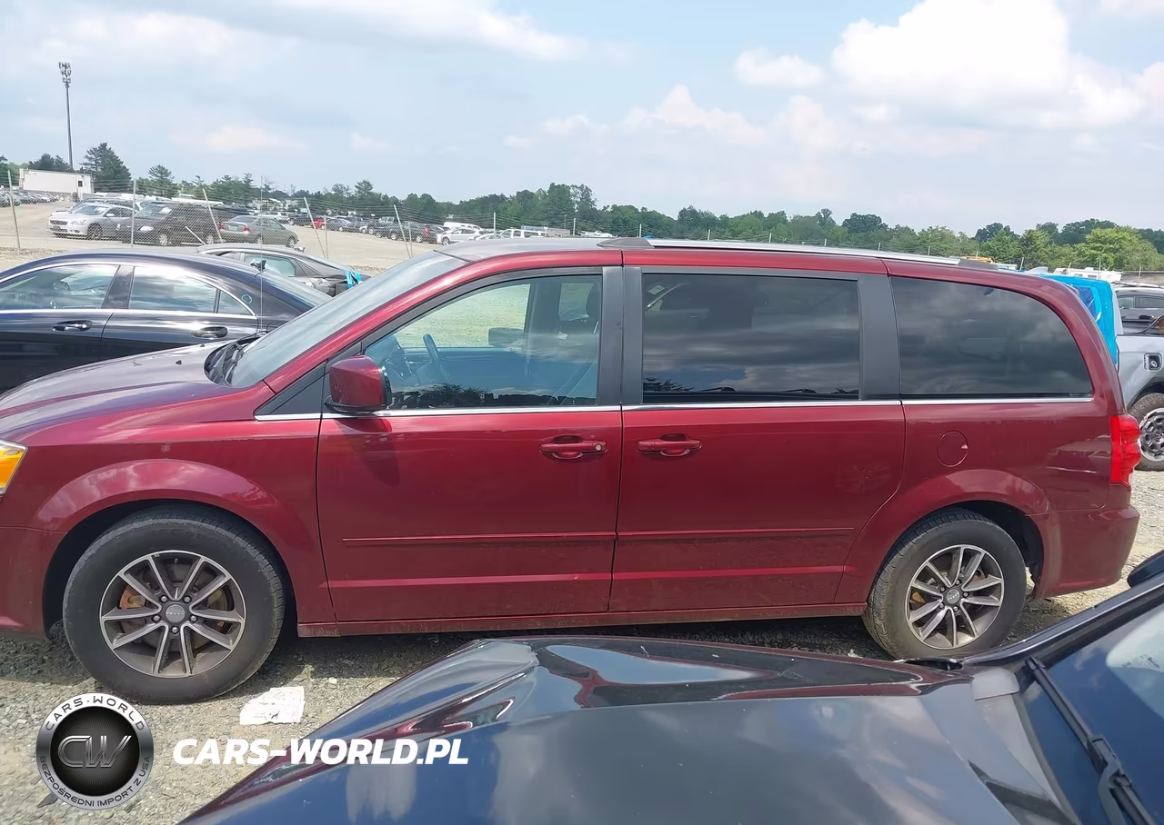 2017 Dodge Grand Caravan Sxt VIN:2C4RDGCG7HR696256 - 14