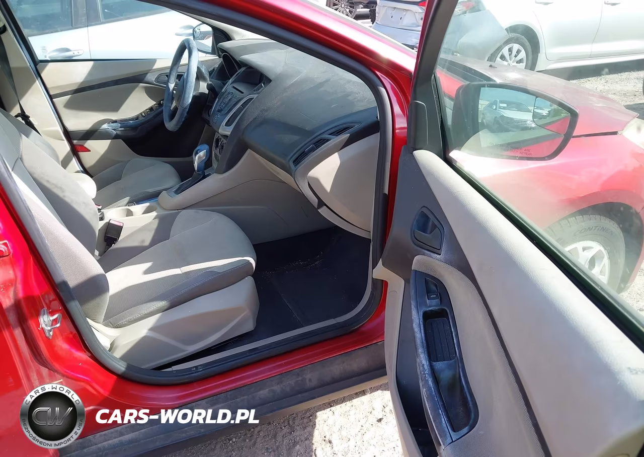 2012 Ford Focus Se VIN:1FAHP3F26CL320599 - 5