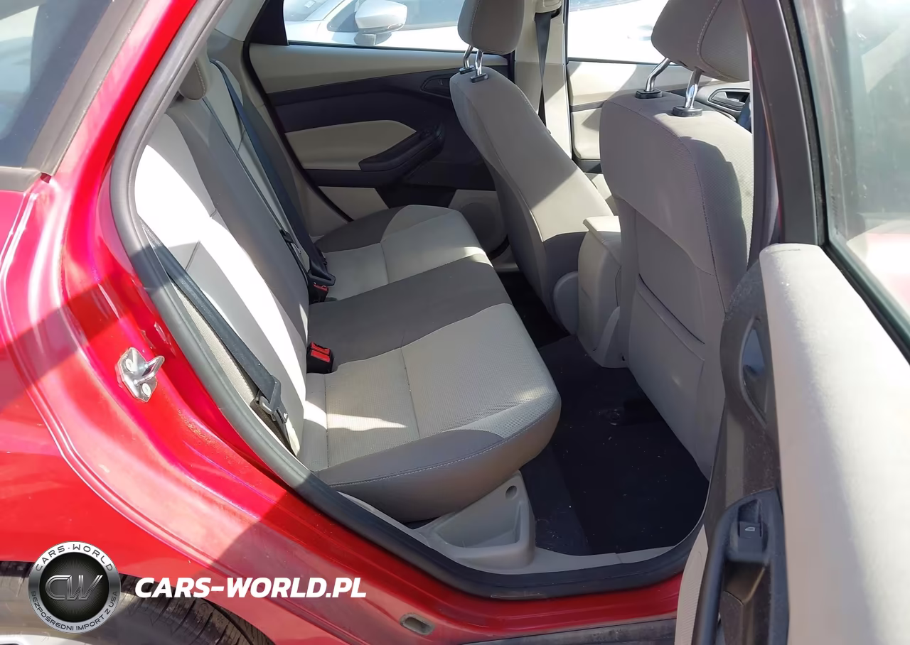 2012 Ford Focus Se VIN:1FAHP3F26CL320599 - 8