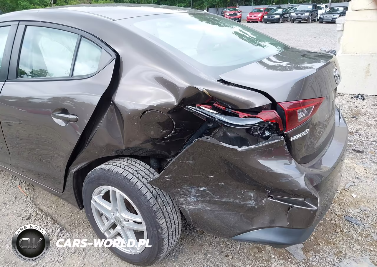 2015 Mazda Mazda3 I Sport VIN:3MZBM1U76FM148795 - 6