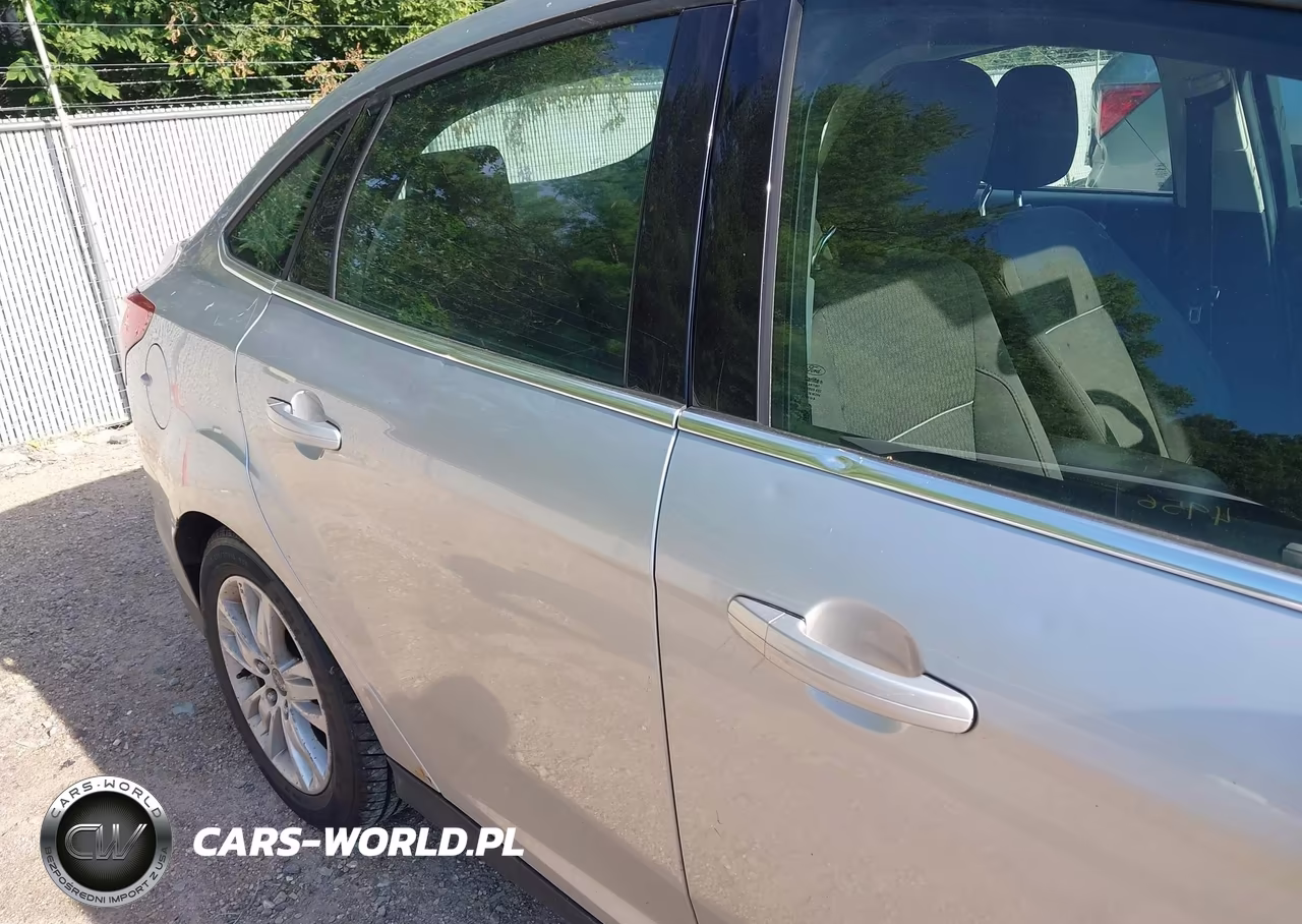 2012 Ford Focus Sel VIN:1FAHP3H28CL357733 - 13