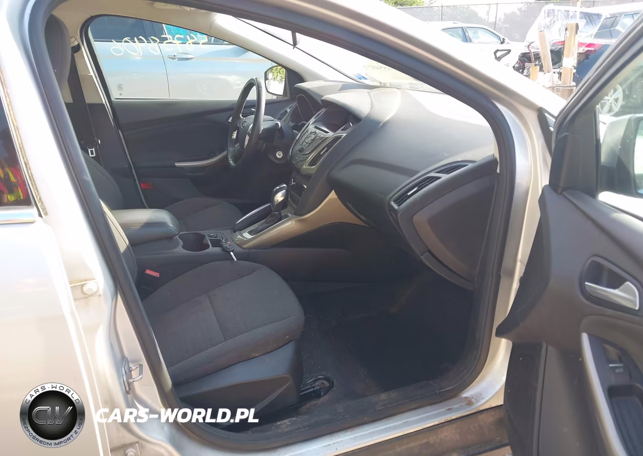 2012 Ford Focus Sel VIN:1FAHP3H28CL357733 - 5