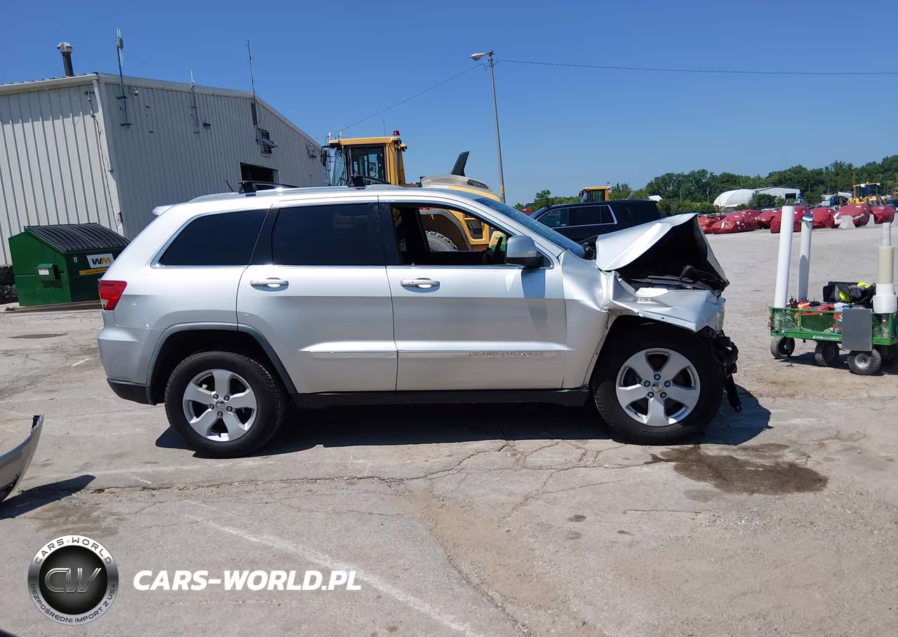 2011 Jeep Grand Cherokee Laredo VIN:1J4RR4GG0BC731577 - 14