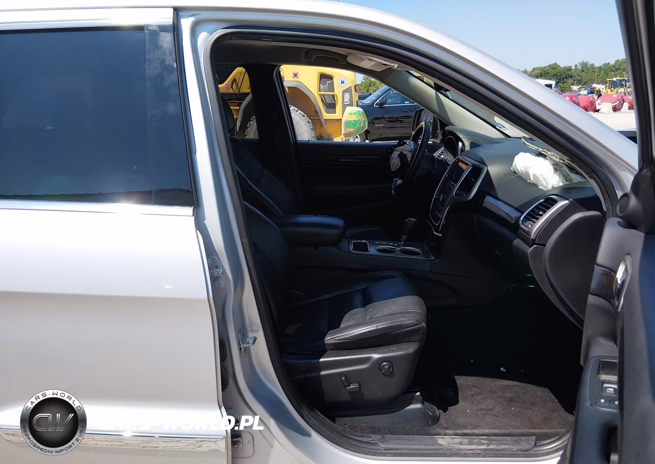 2011 Jeep Grand Cherokee Laredo VIN:1J4RR4GG0BC731577 - 5