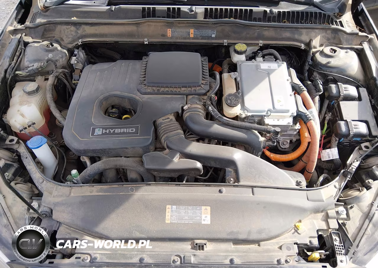 2018 Ford Fusion Hybrid S VIN:3FA6P0UU5JR122184 - 10