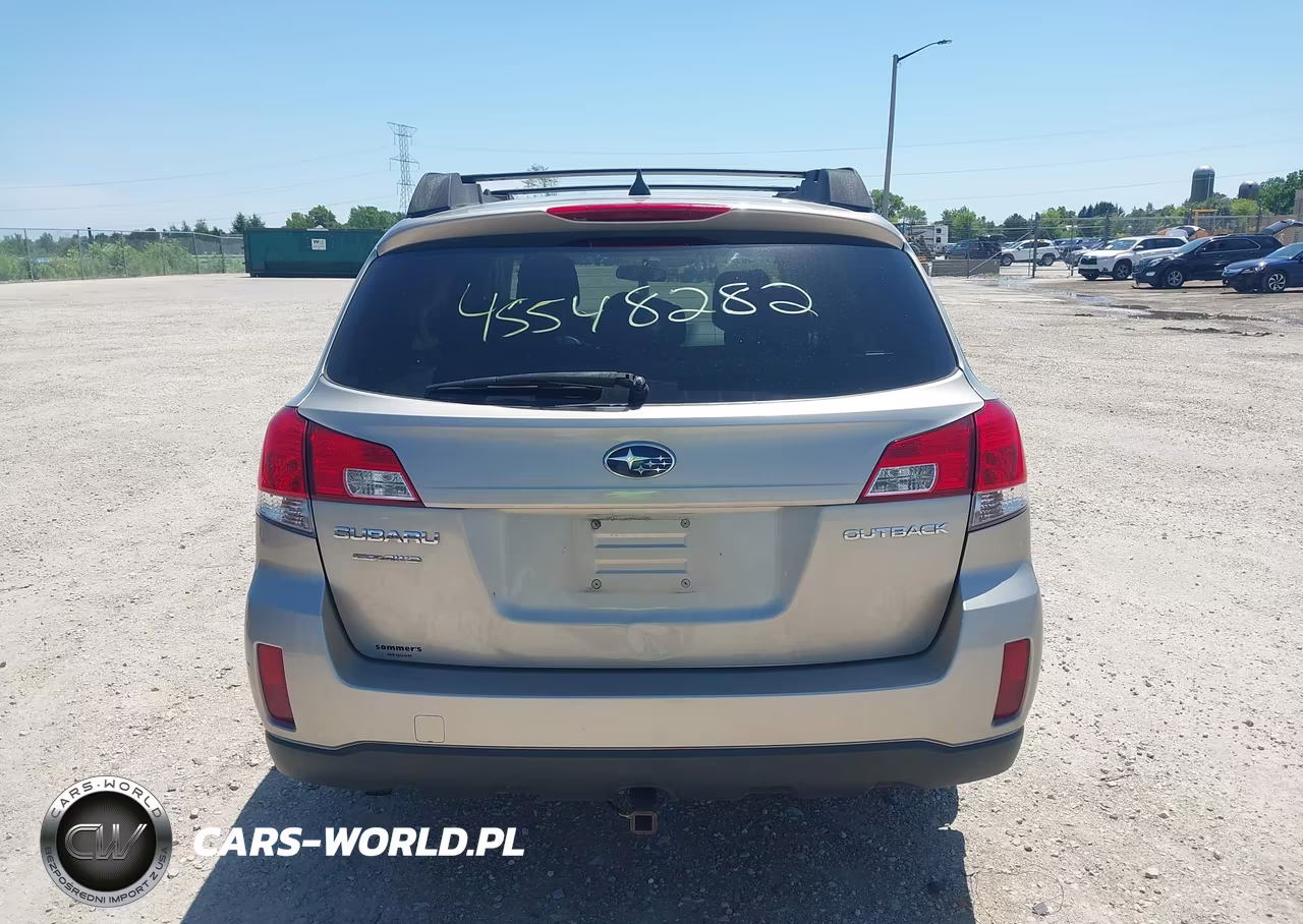 2014 Subaru Outback 2.5I Premium VIN:4S4BRCCC2E3265722 - 16