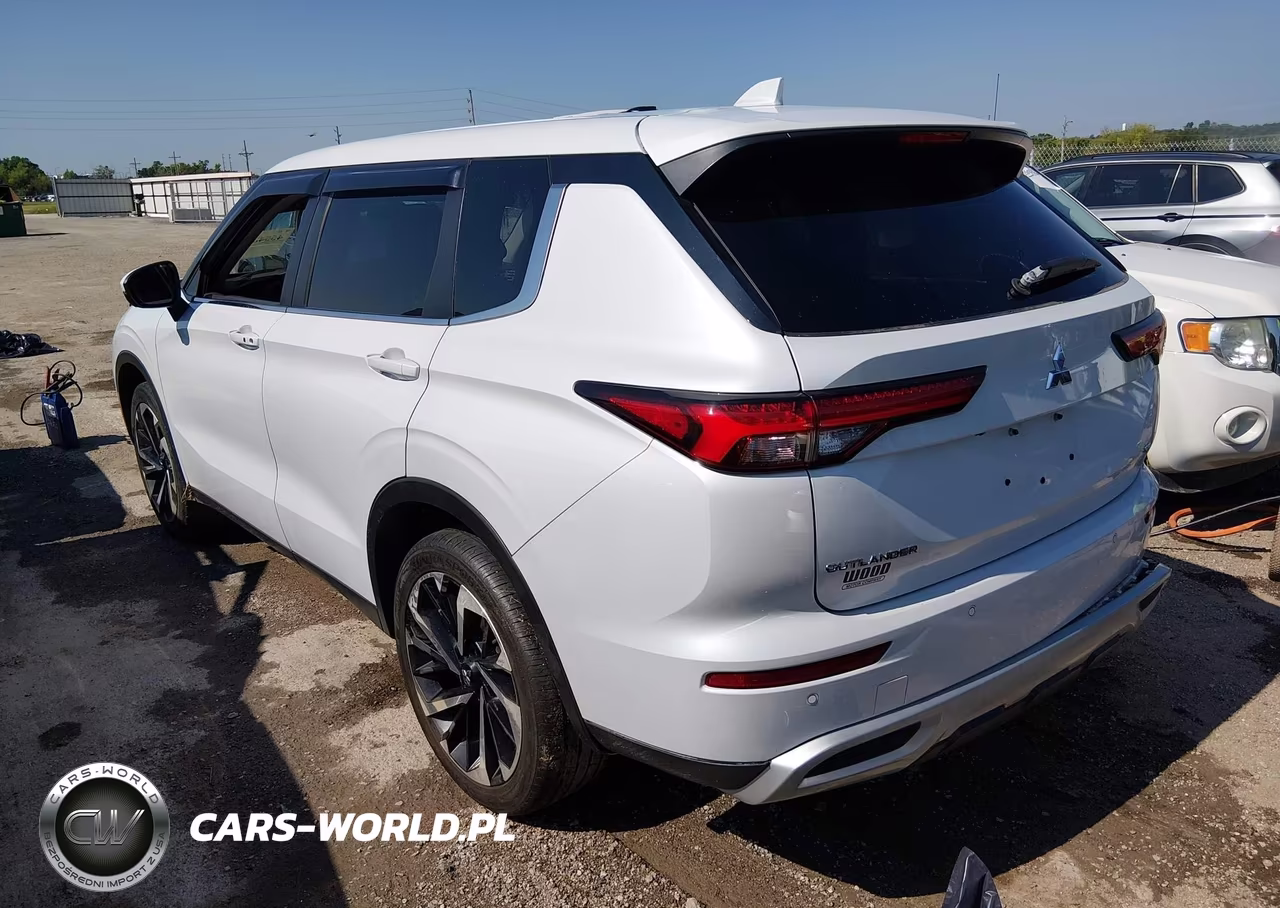 2022 Mitsubishi Outlander Black Edition 2Wd-Se 2.5 2Wd-Se Launch Edition 2Wd VIN:JA4J3UA85NZ086376 - 3