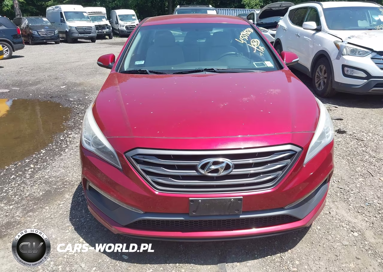 2015 Hyundai Sonata Sport VIN:5NPE34AFXFH032960 - 12