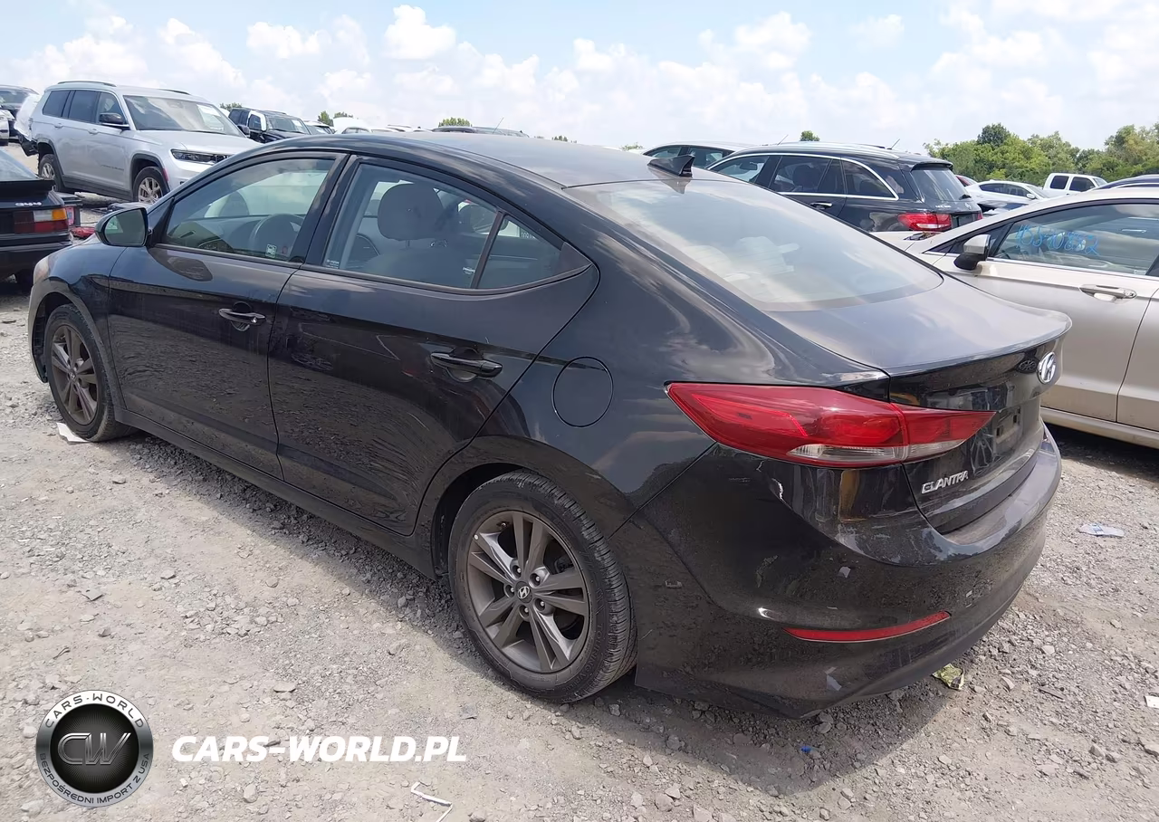 2018 Hyundai Elantra Sel VIN:5NPD84LF4JH234230 - 3
