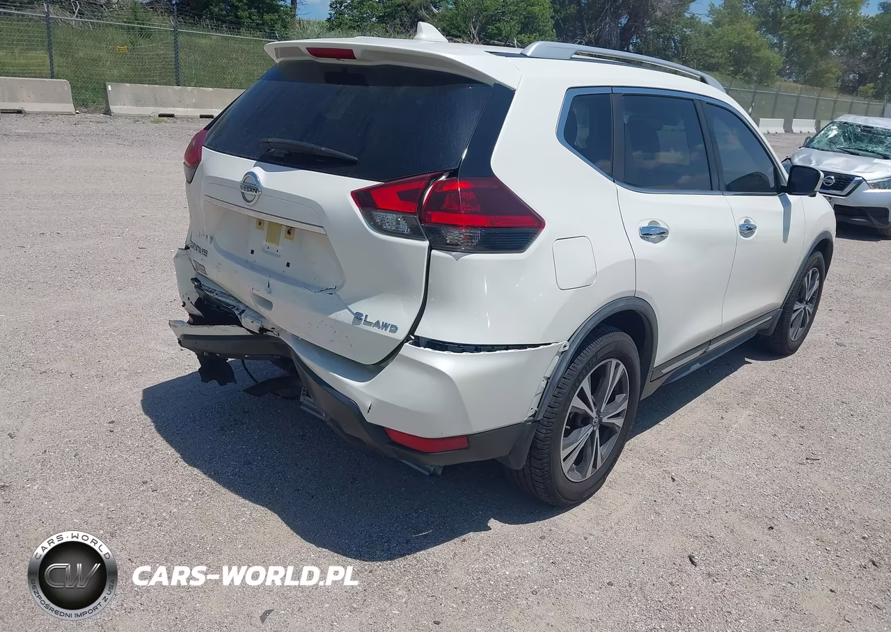 2018 Nissan Rogue Sl VIN:JN8AT2MV2JW304799 - 4