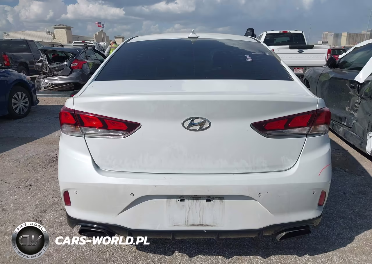 2018 Hyundai Sonata Limited 2.0T VIN:5NPE34AB1JH663232 - 17