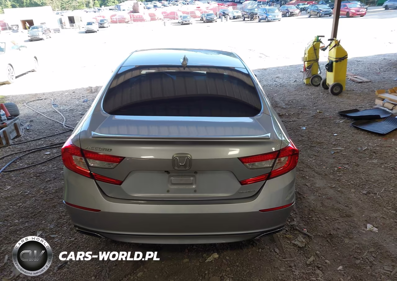 2018 Honda Accord Sport VIN:1HGCV1F38JA191055 - 17