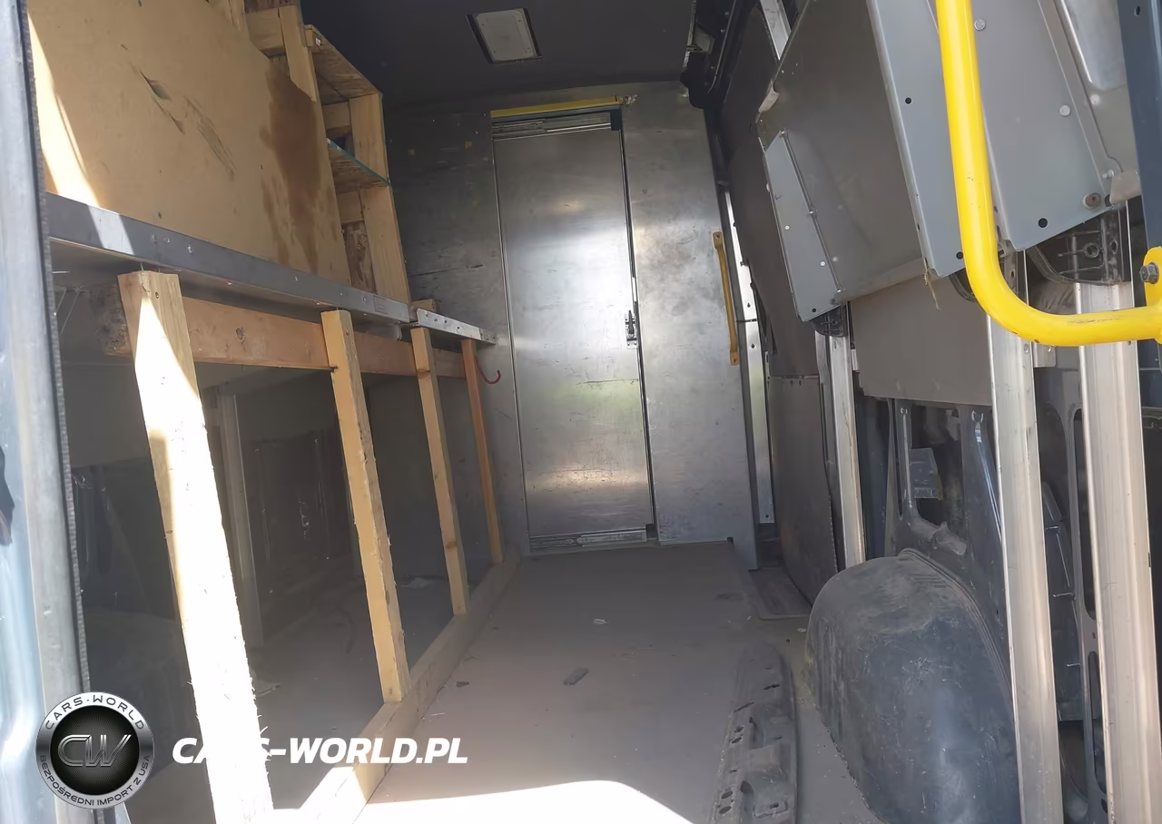 2019 Mercedes-Benz Sprinter 2500 High Roof V6 VIN:WD4PF0CD7KT006770 - 8