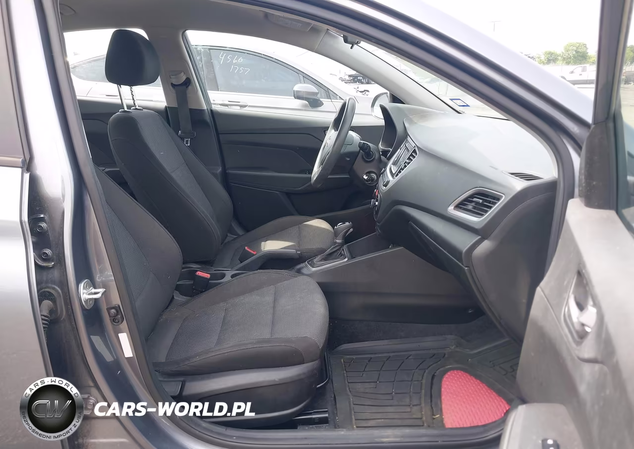 2019 Hyundai Accent Se VIN:3KPC24A38KE054373 - 5