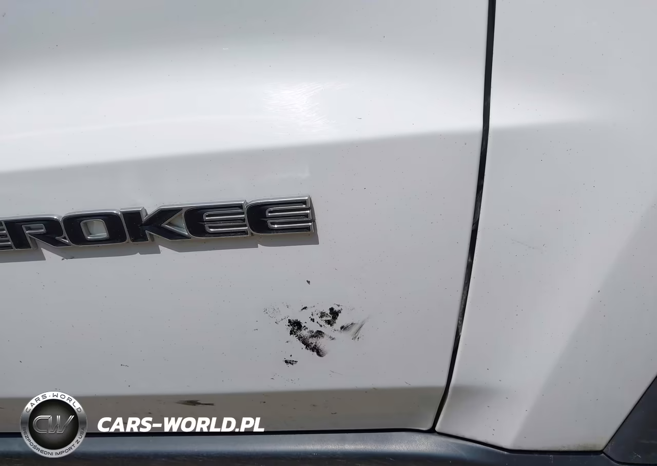 2018 Jeep Grand Cherokee Laredo E 4X4 VIN:1C4RJFAG9JC507059 - 6