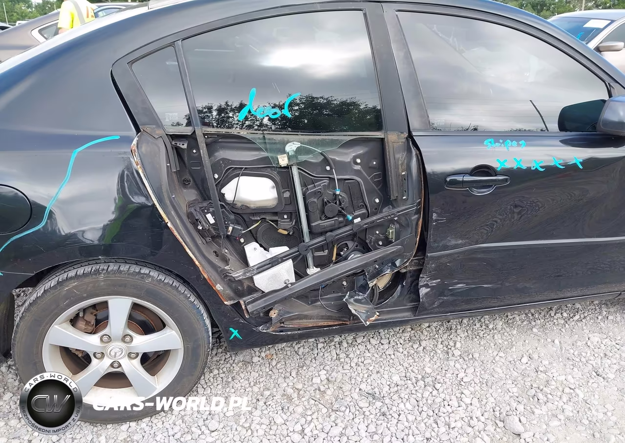 2006 Mazda Mazda3 I Touring VIN:JM1BK12F261450438 - 6