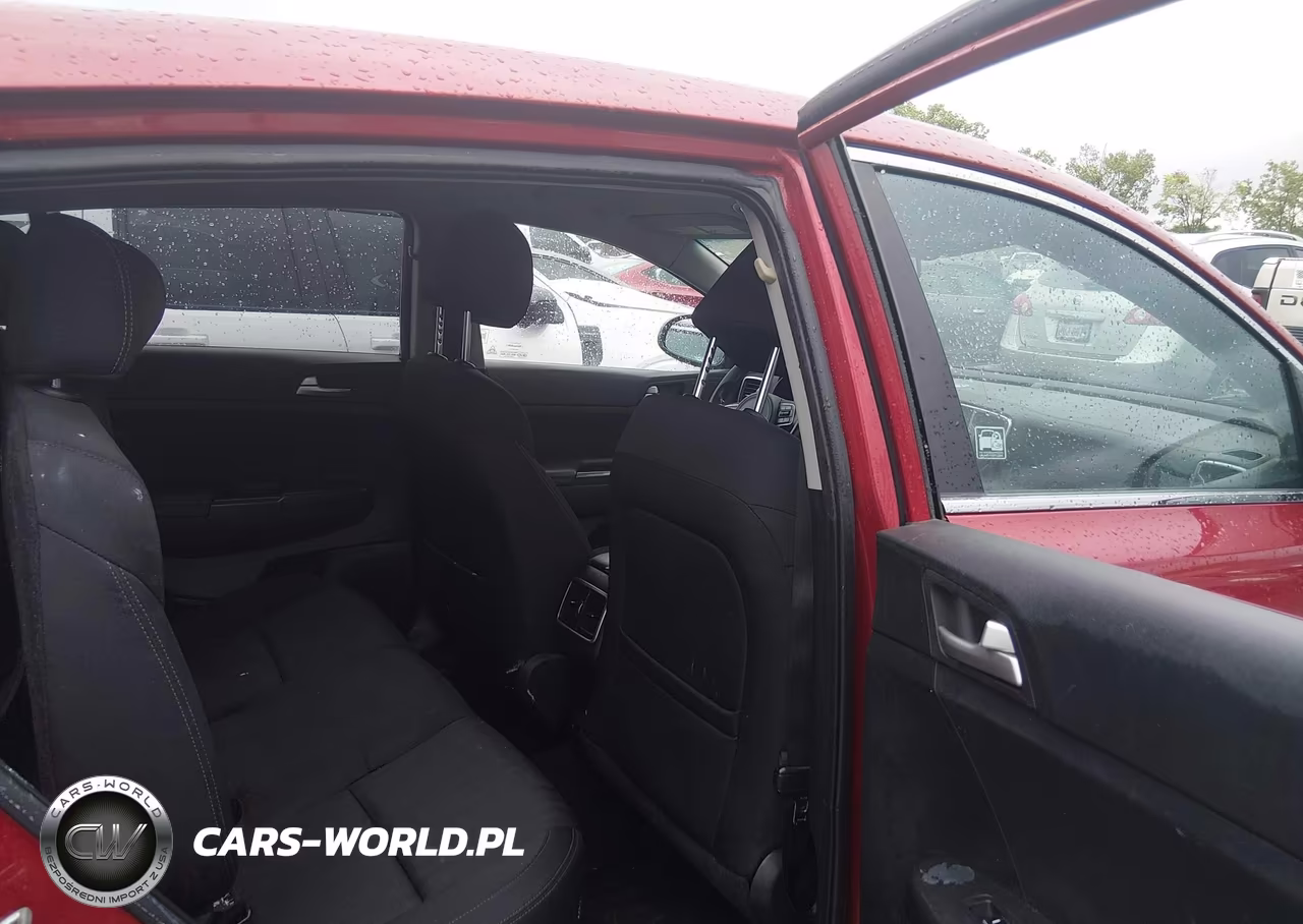 2019 Kia Sportage Lx VIN:KNDPM3AC8K7558668 - 8