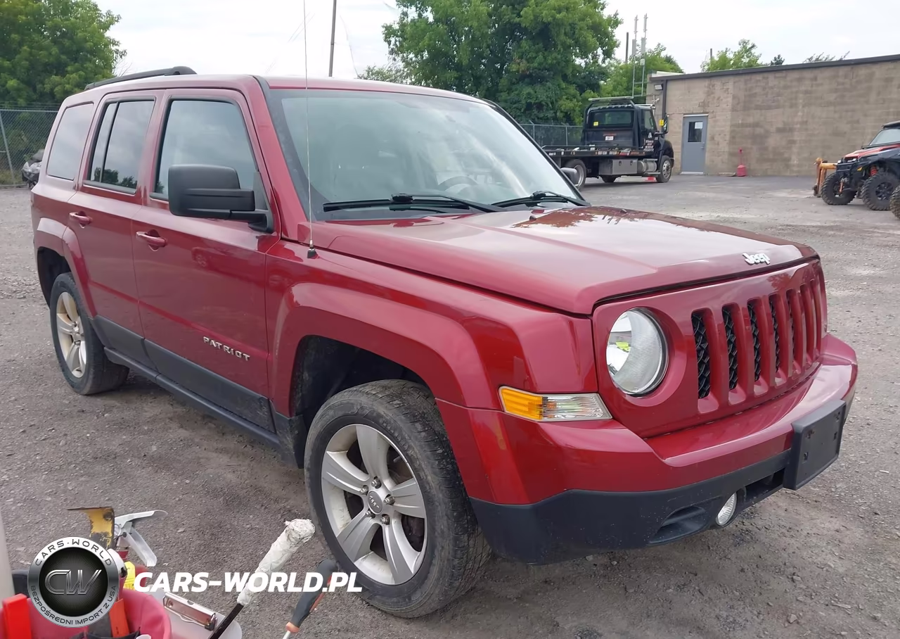 2014 Jeep Patriot Latitude – zdjęcie 1 z 11